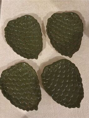 B W Next Set of Ceramic Plates